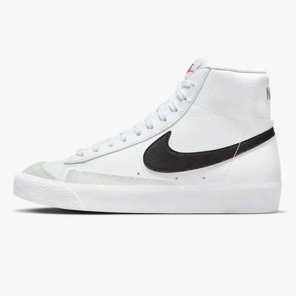 Nike Blazer Mid ‘77